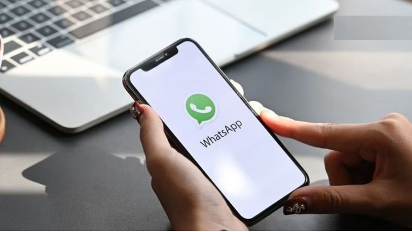 WhatsApp पर नहीं रहेगा स्कैम का डर, ये कमाल के फीचर रखेंगे सेफ
