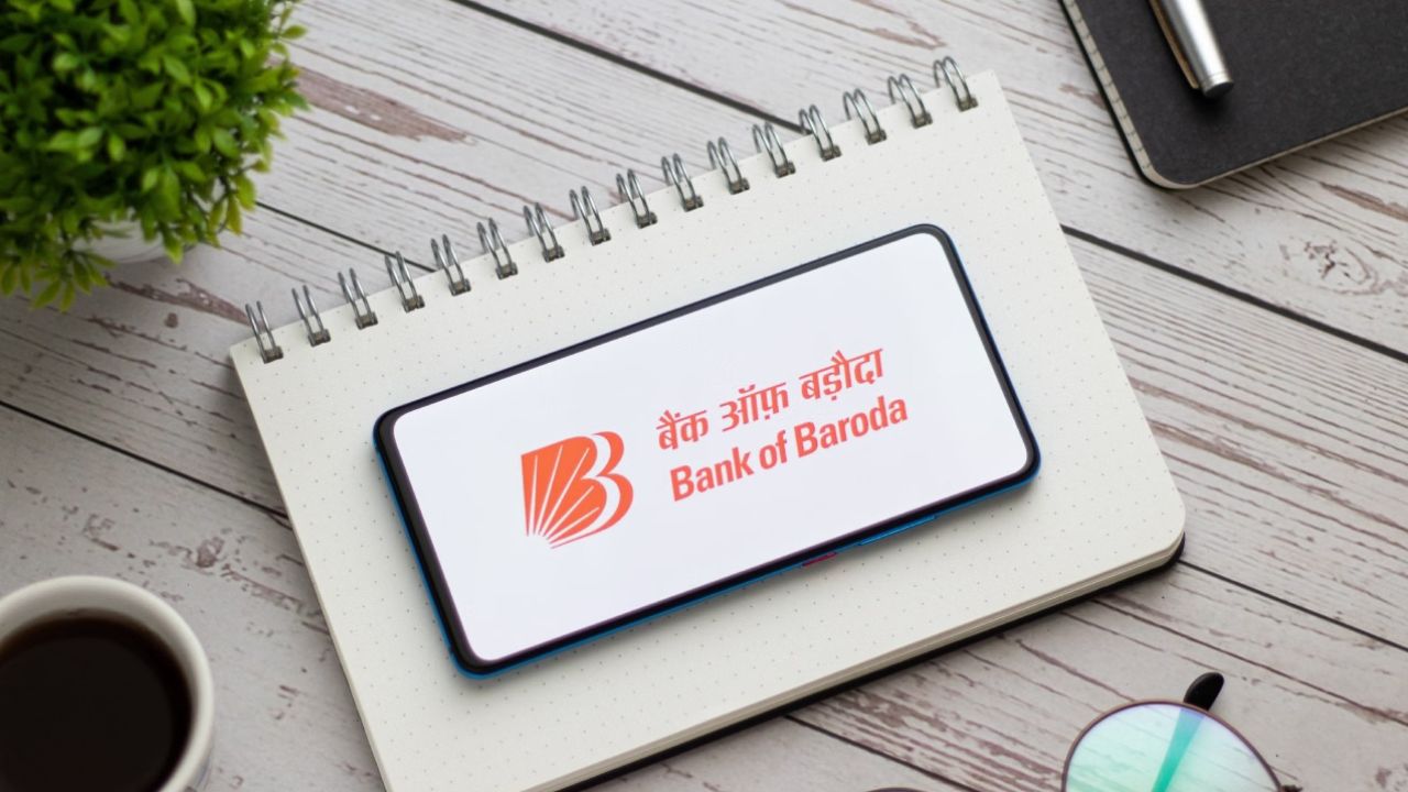 बैंक ऑफ बड़ौदा में निकली कई पदों पर भर्ती, ग्रेजुएट और प्रोफेशनल्स फटाफट करें आवेदन
